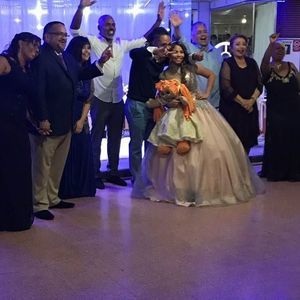 Meet your Posher, Ana h